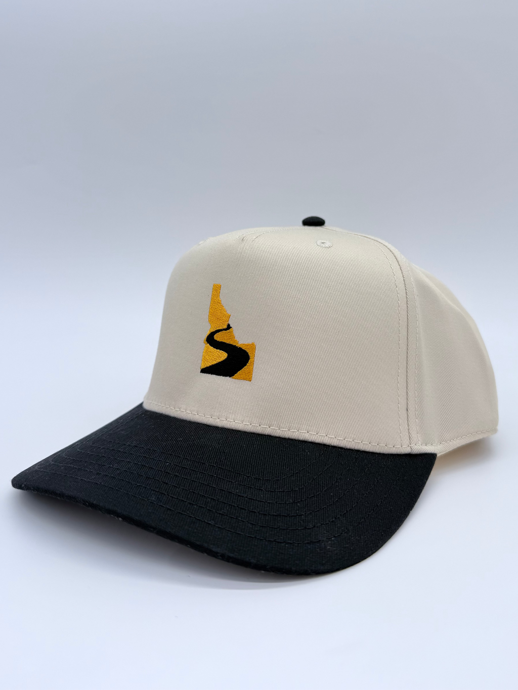 RIVER - BLACK/GOLD